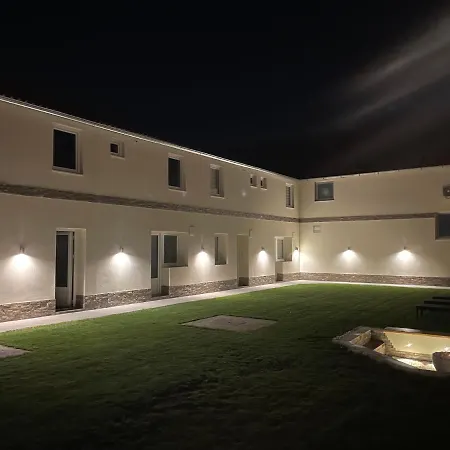 Duplex Oasis Apartment