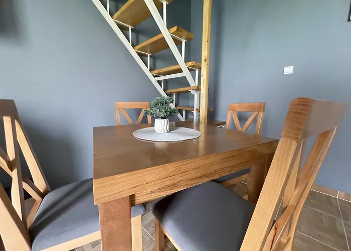 アパート Duplex Oasis