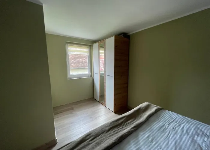 アパート Duplex Oasis