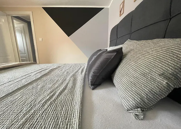 アパート Duplex Oasis