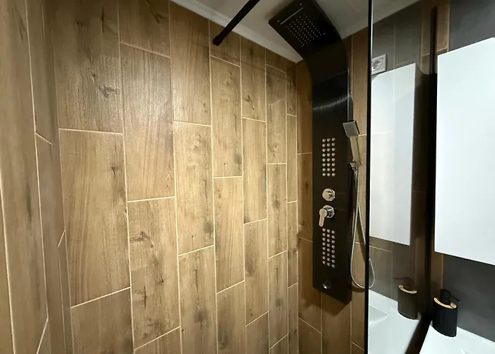 アパート Duplex Oasis