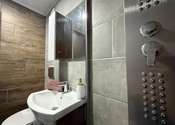 Duplex Oasis アパート Ada